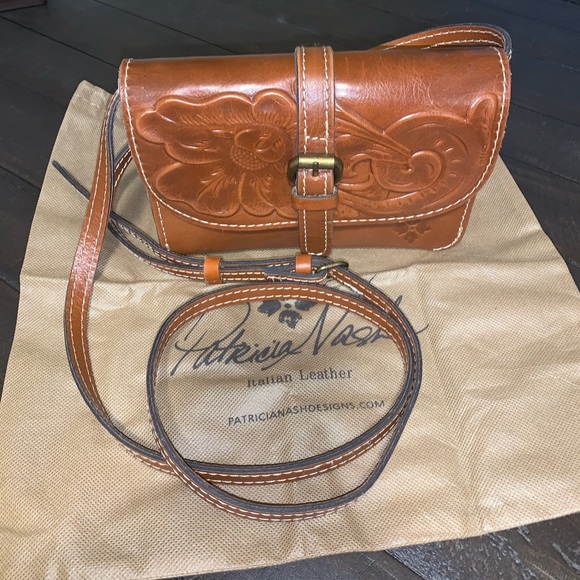 Patricia Nash Handbags - Patricia Nash Torri Tooled Crossbody